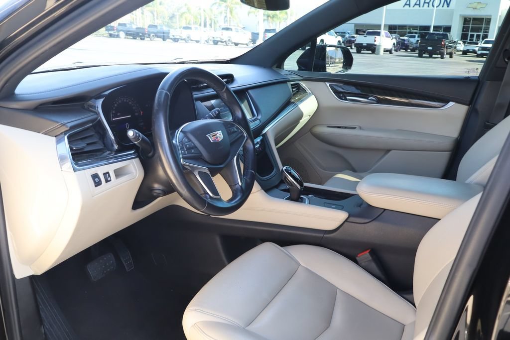 Used 2019 Cadillac XT5 FWD image 18
