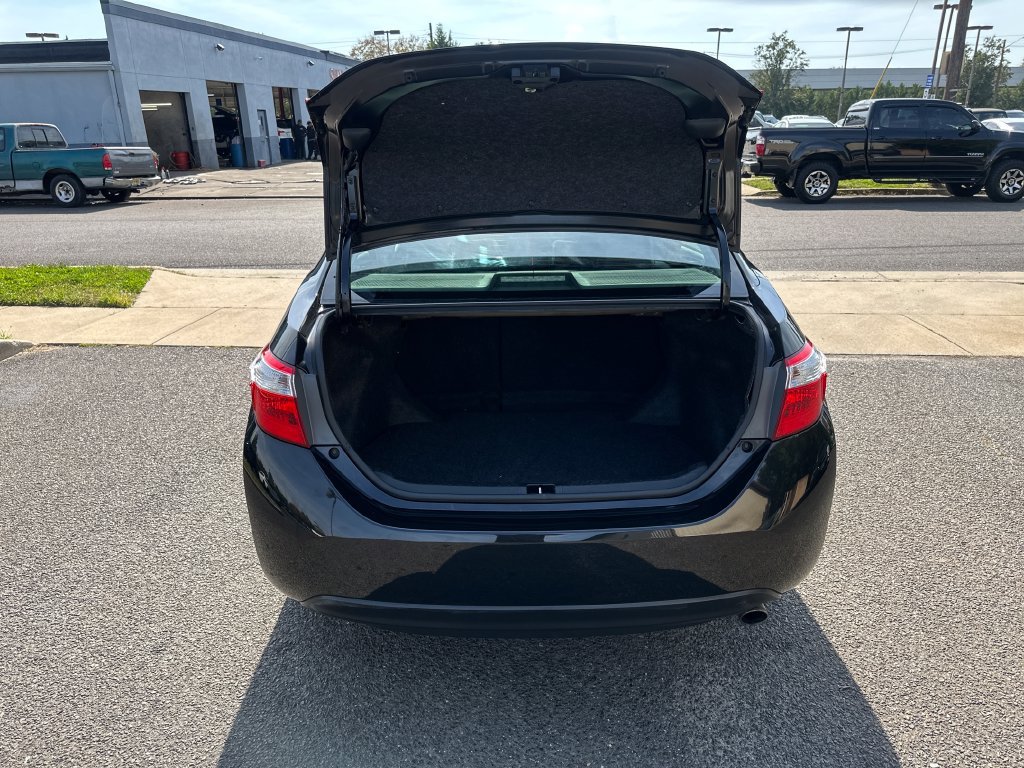Used 2016 Toyota Corolla S FWD image 17