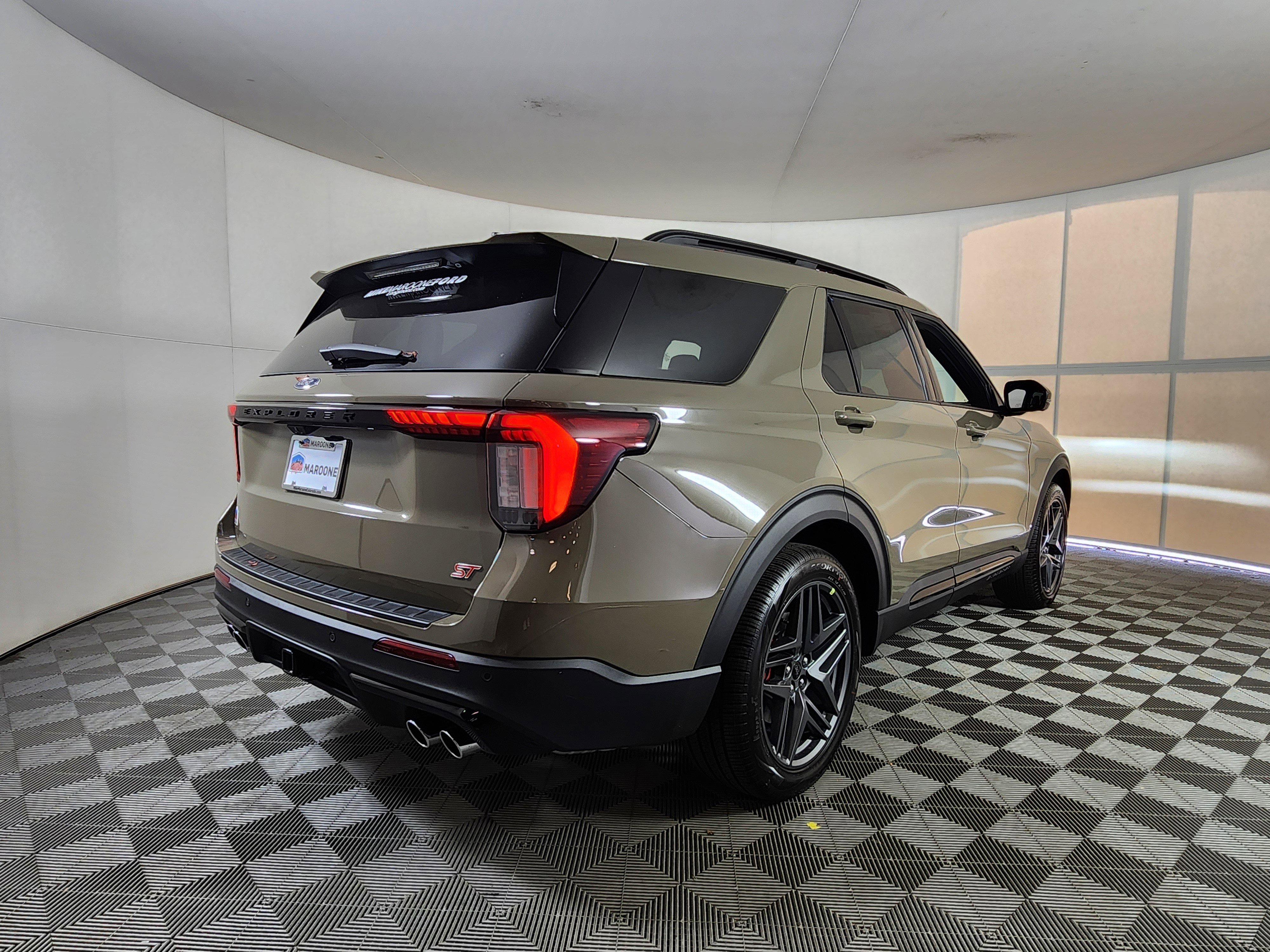 New 2026 Ford Explorer ST w/ Sun And Sound Package image 7