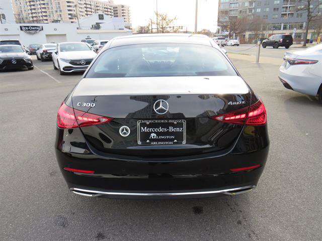 Used 2025 Mercedes-Benz C 300 4MATIC Sedan image 3