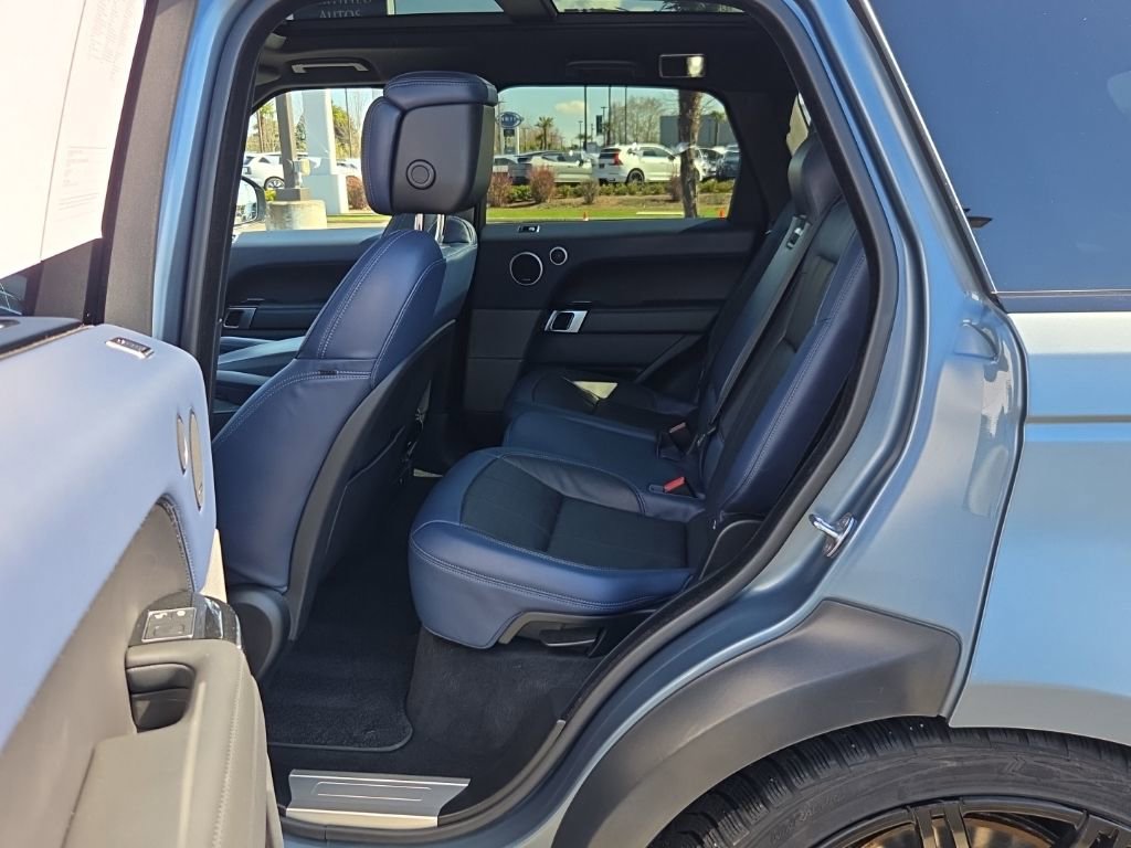 Used 2019 Land Rover Range Rover Sport HSE Dynamic image 5