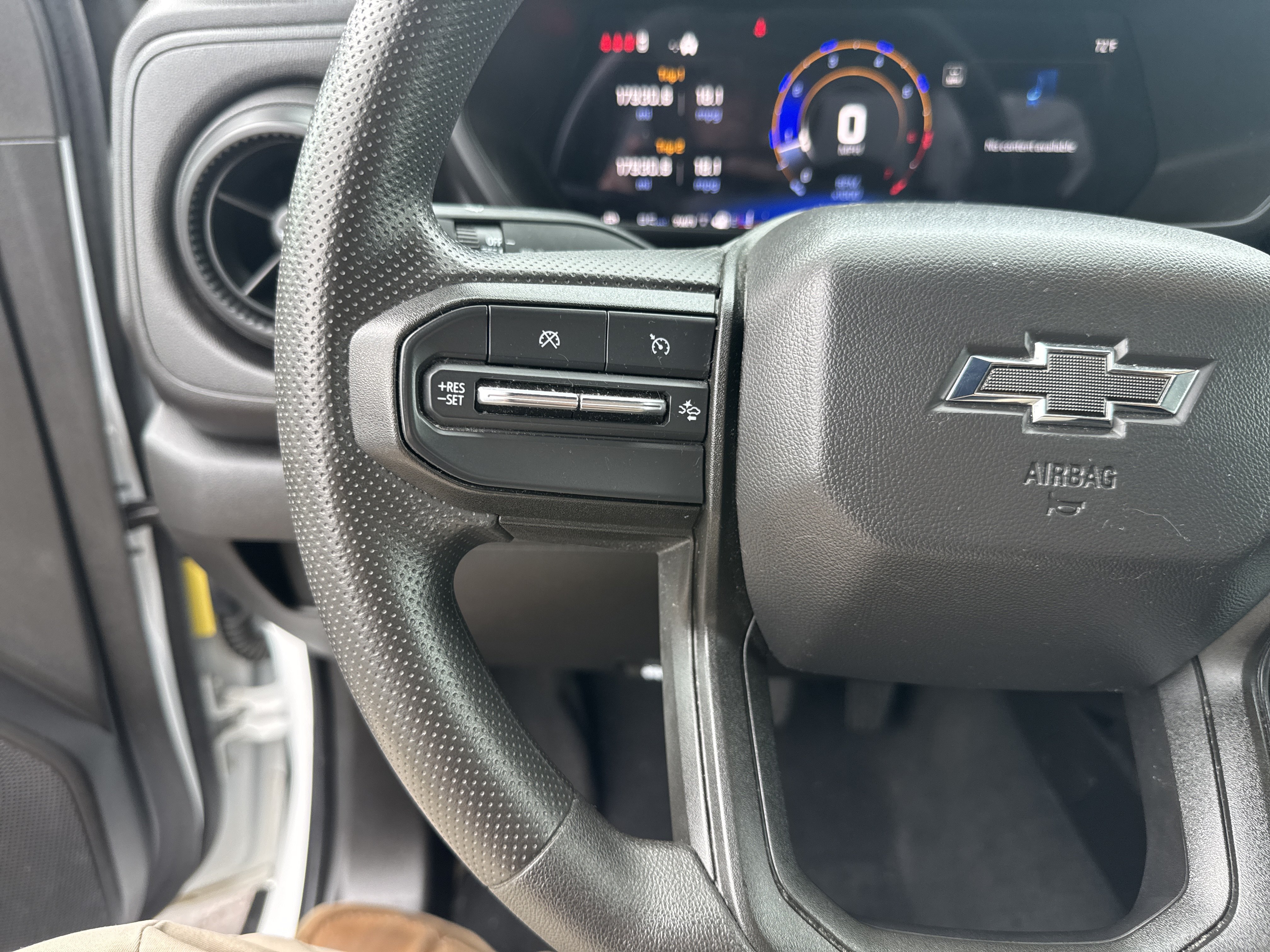 Used 2024 Chevrolet Colorado Trail Boss w/ Safety Package AWD/4WD image 18