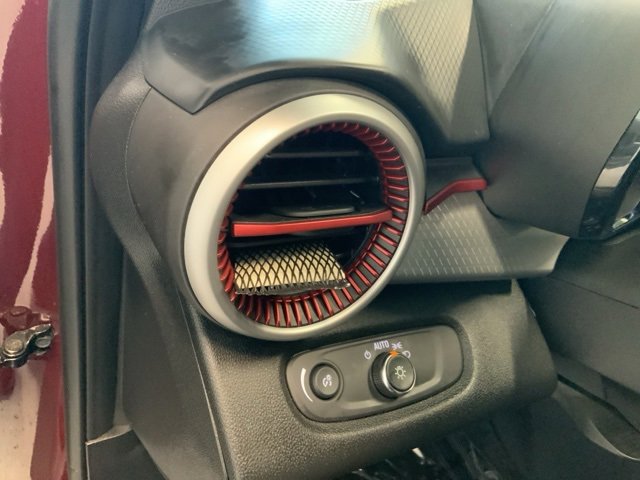 Used 2024 Chevrolet Trax RS image 15