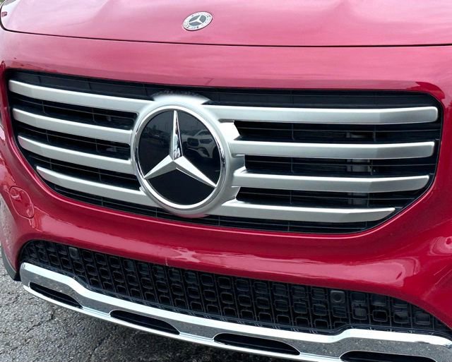 New 2026 Mercedes-Benz GLB 250 4MATIC image 4