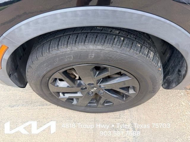 Certified 2021 Kia Sorento S AWD/4WD image 4