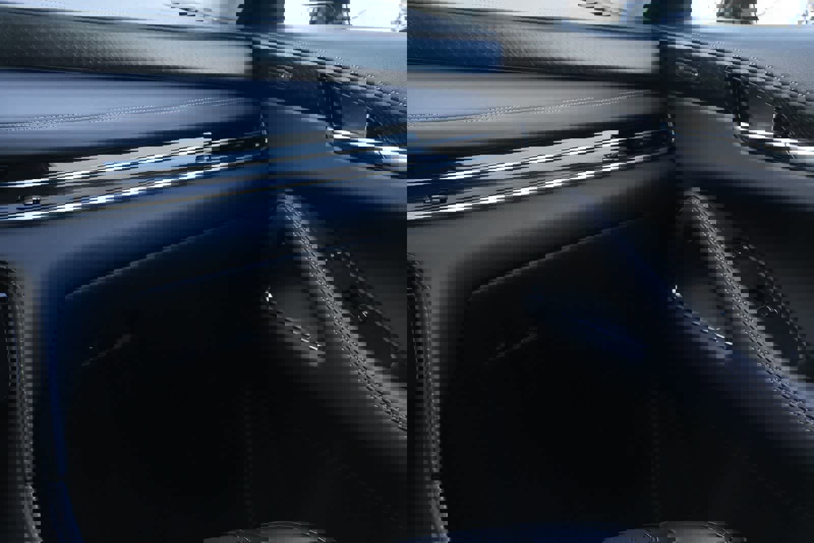 Certified 2025 INFINITI QX60 Sensory w/ Vision Package image 8