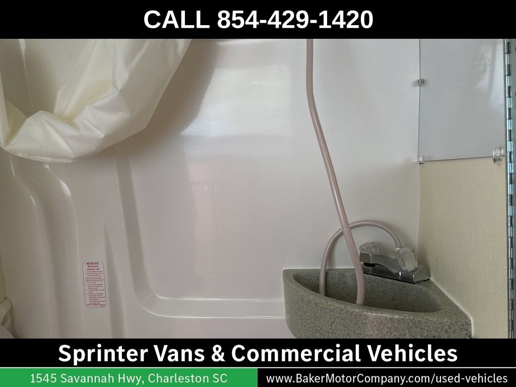 Used 2016 Mercedes-Benz Sprinter 3500 image 41
