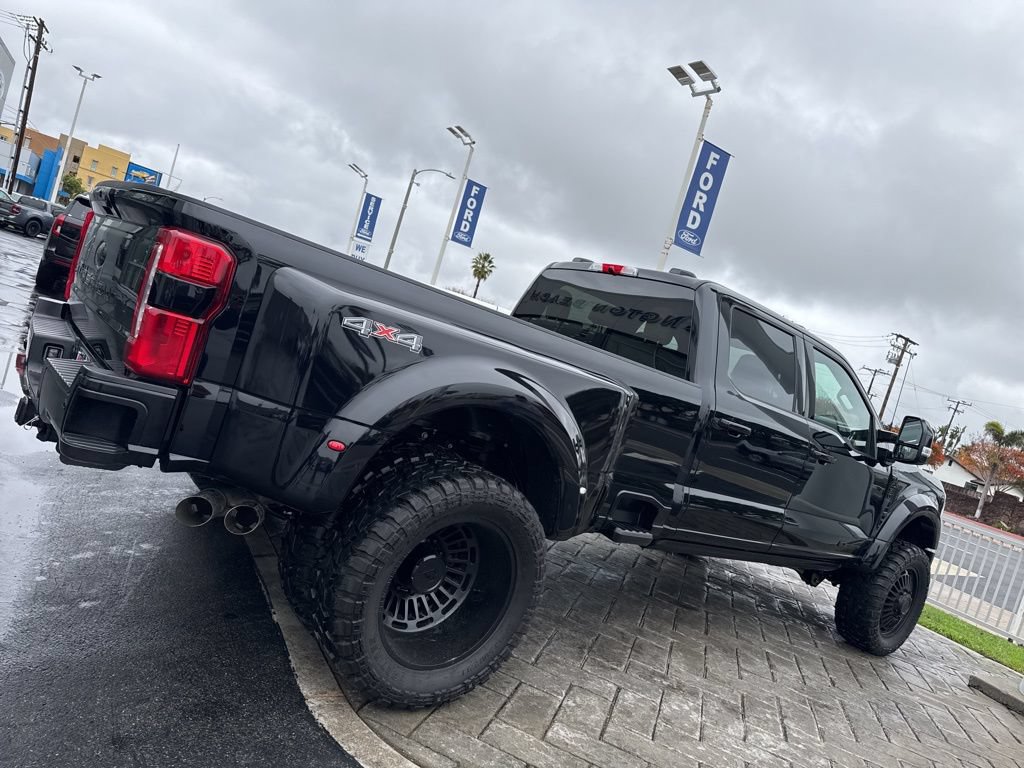 Used 2026 Ford F450 Lariat AWD/4WD image 2