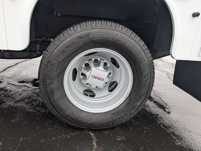 New 2025 GMC Sierra 3500 Pro w/ Convenience Package image 25