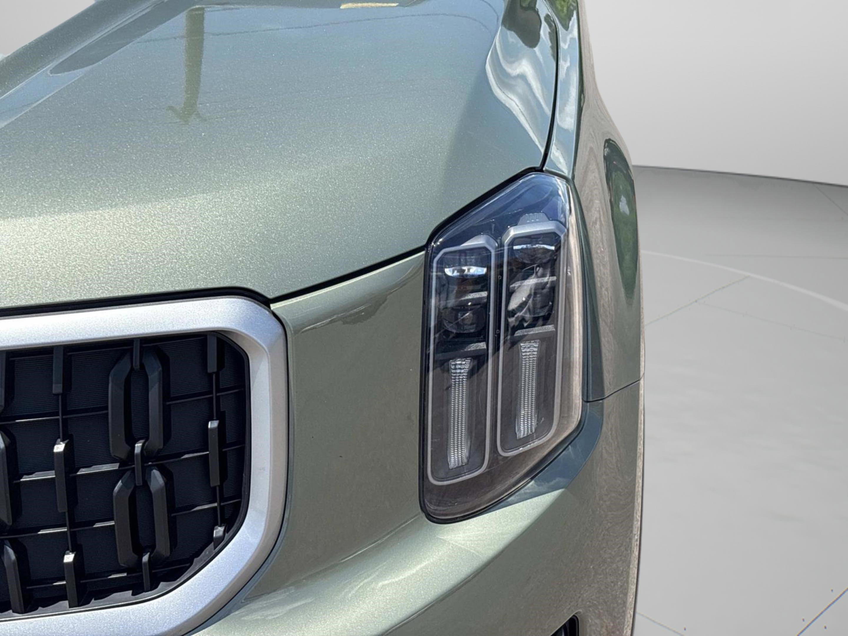 Used 2023 Kia Telluride EX X-Line AWD/4WD image 34