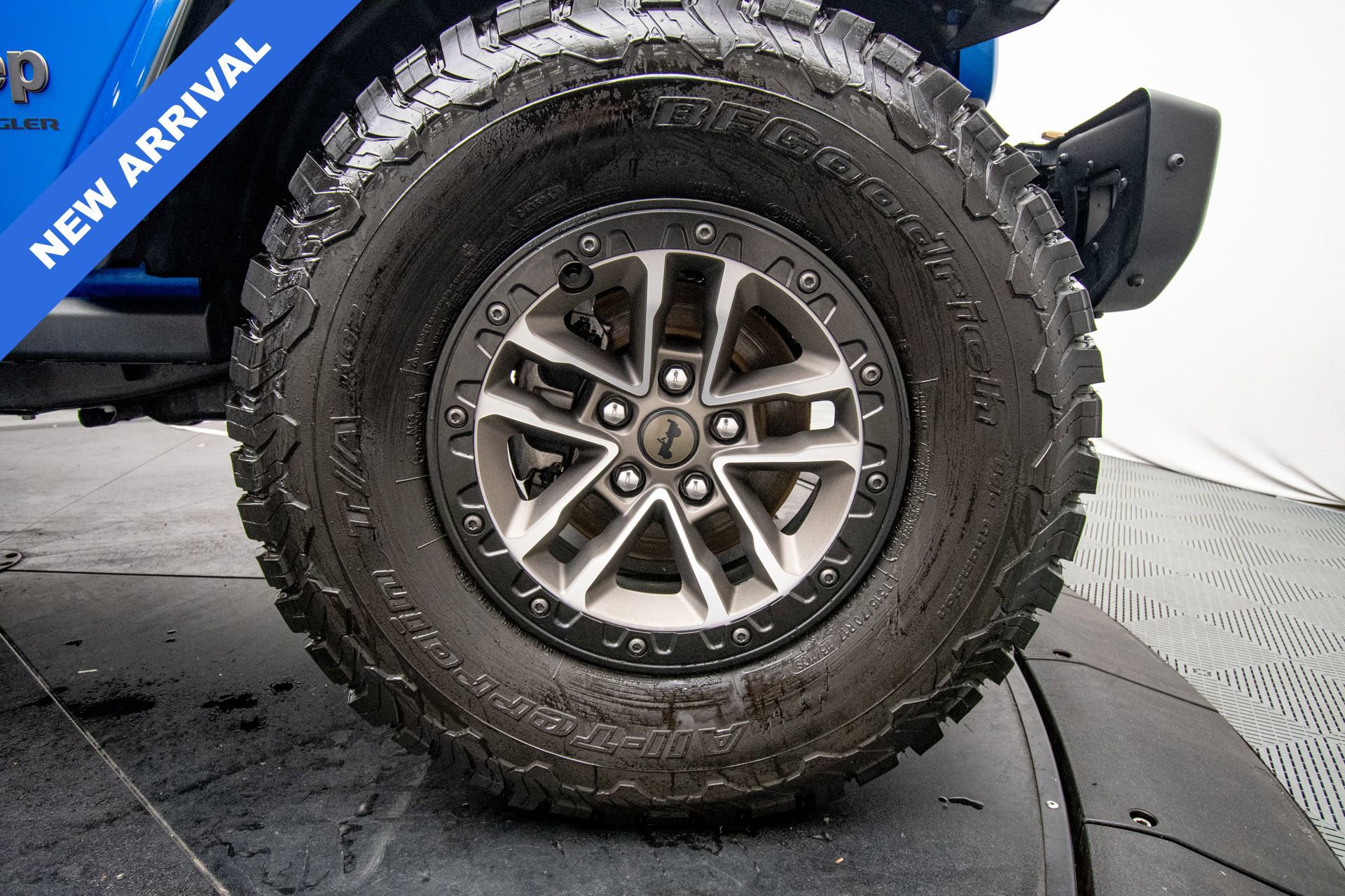 Used 2024 Jeep Wrangler Unlimited Rubicon 392 AWD/4WD image 38