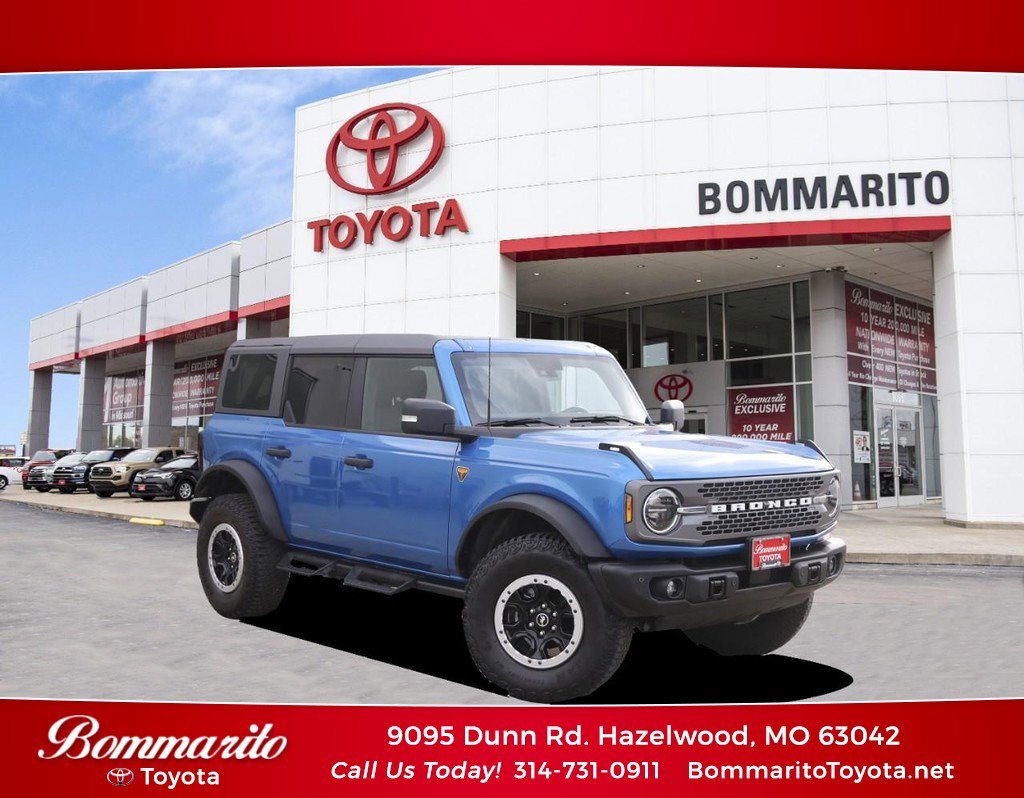 Used 2023 Ford Bronco Badlands w/ Sasquatch Package image 1