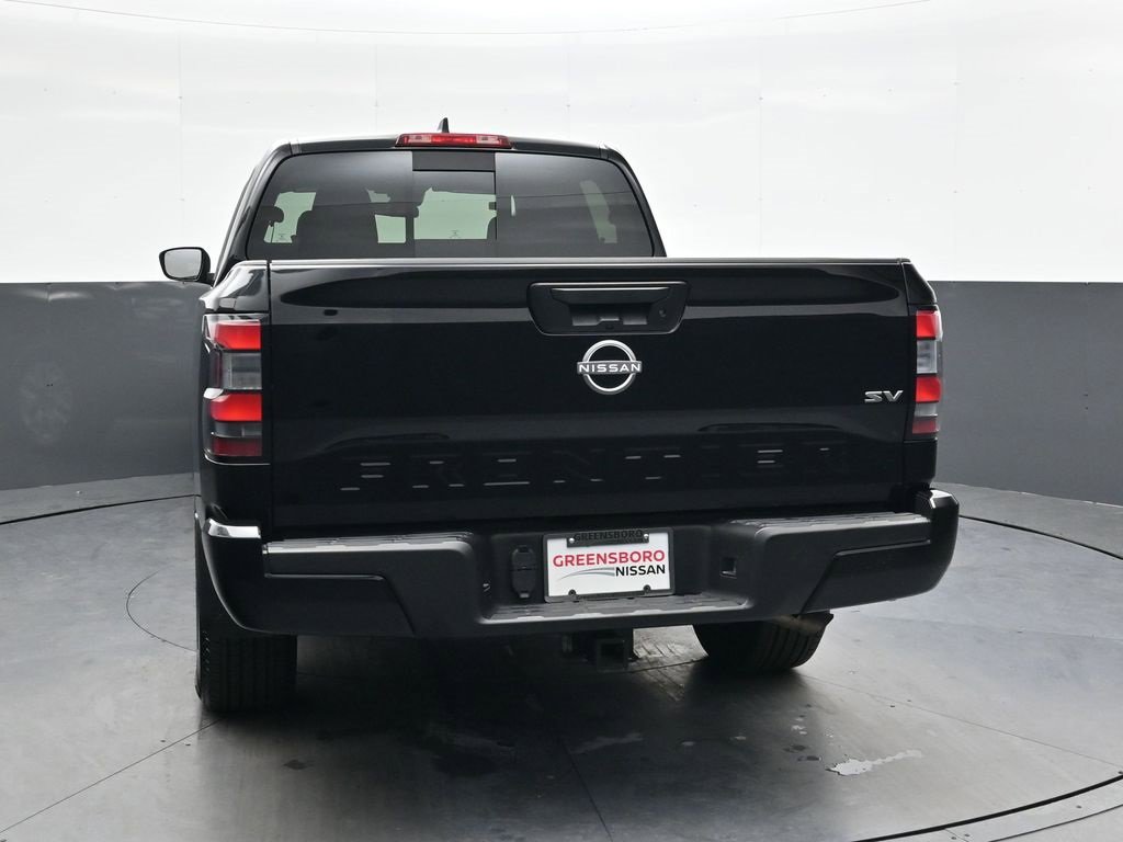 Used 2024 Nissan Frontier SV image 5