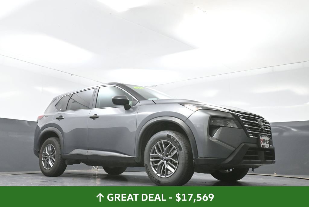 Used 2024 Nissan Rogue S FWD image 49