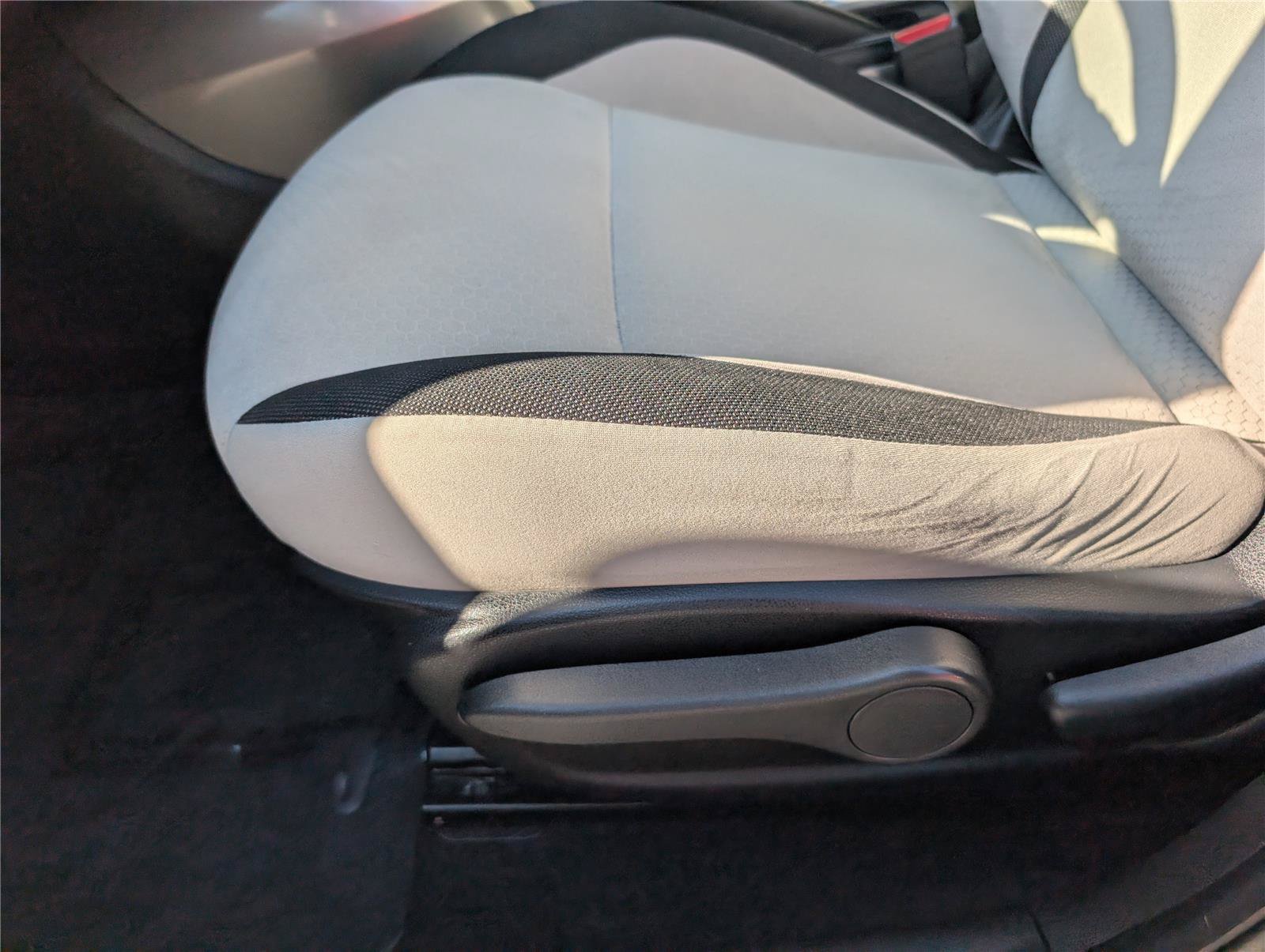 Used 2014 Nissan Juke SV AWD/4WD image 20