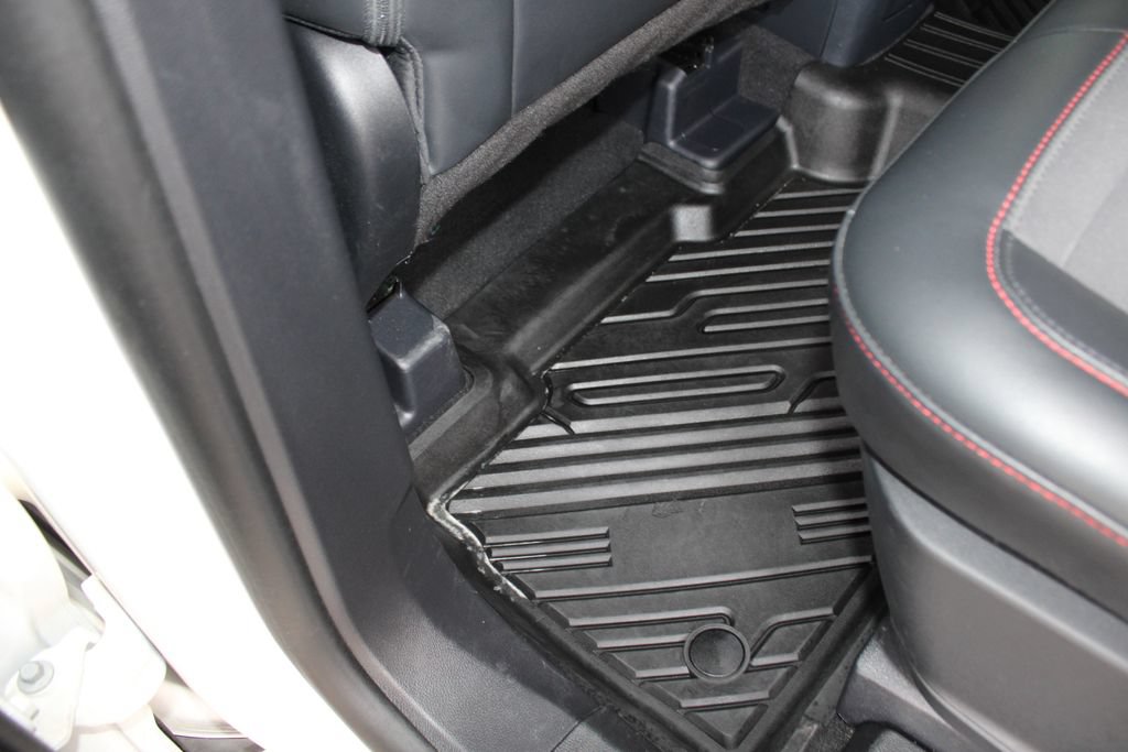 Used 2025 Ford Explorer ST-Line AWD/4WD image 47