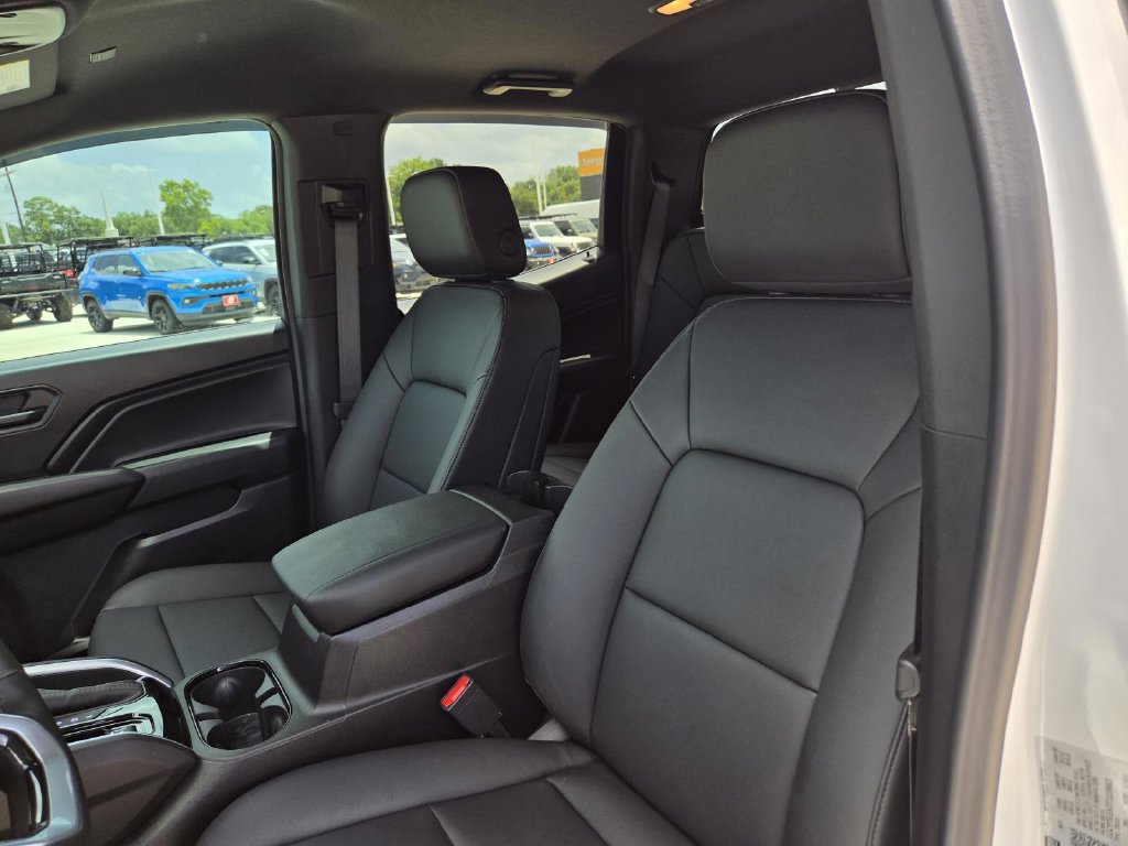 Used 2026 Chevrolet Colorado Trail Boss AWD/4WD image 14
