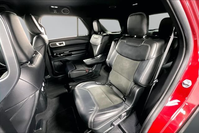 Used 2023 Ford Explorer ST w/ ST Street Pack AWD/4WD image 21
