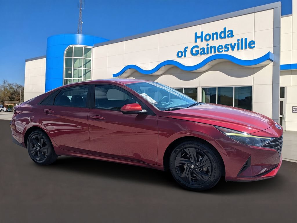 Used 2023 Hyundai Elantra SEL w/ Cargo Package