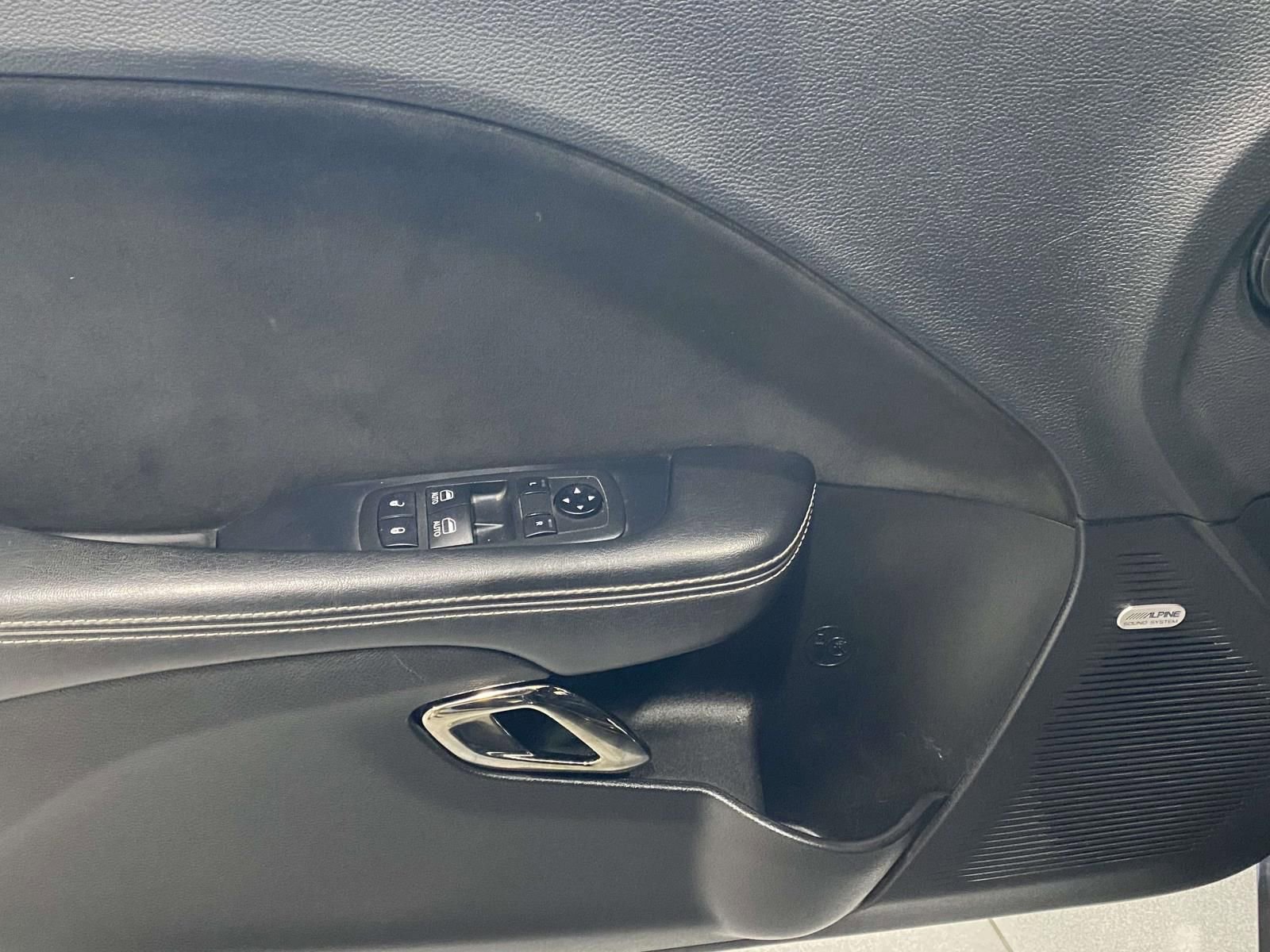 Used 2019 Dodge Challenger SRT Hellcat Redeye image 15