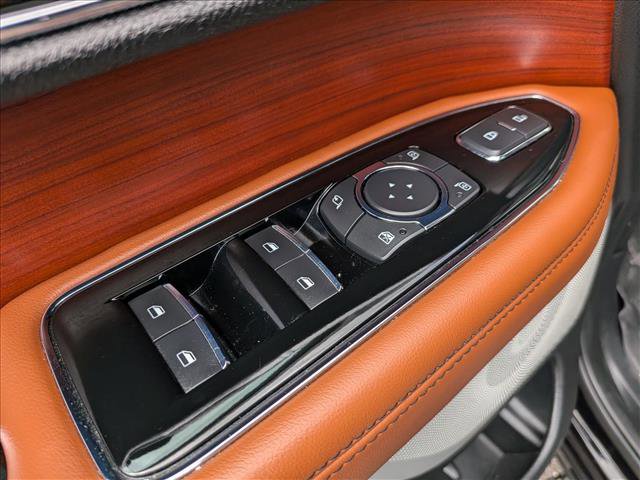 Used 2020 Lincoln Navigator Reserve w/ Equipment Group 208A Reserve image 37