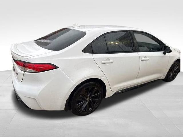 Used 2023 Toyota Corolla SE image 4