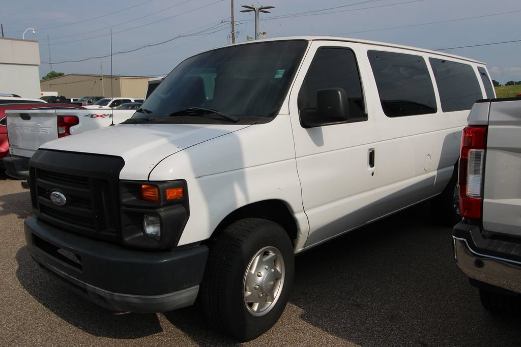Used 2011 Ford E-350 and Econoline 350 XL w/ PWR Windows & Locks Group RWD image 4