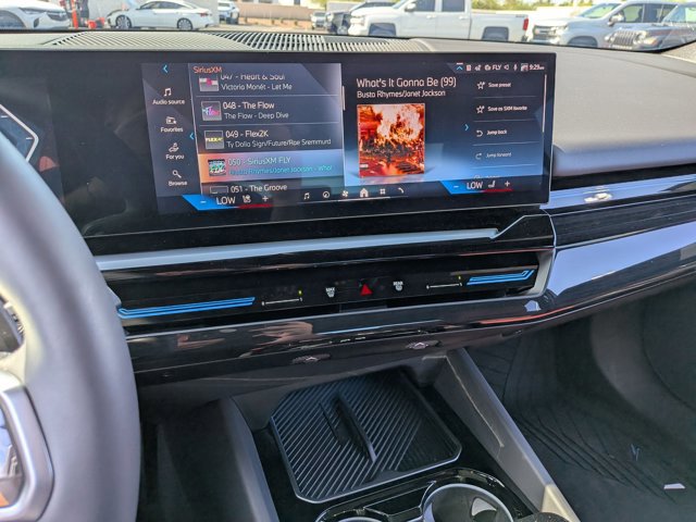 Used 2026 BMW 530i w/ M Sport Package image 10