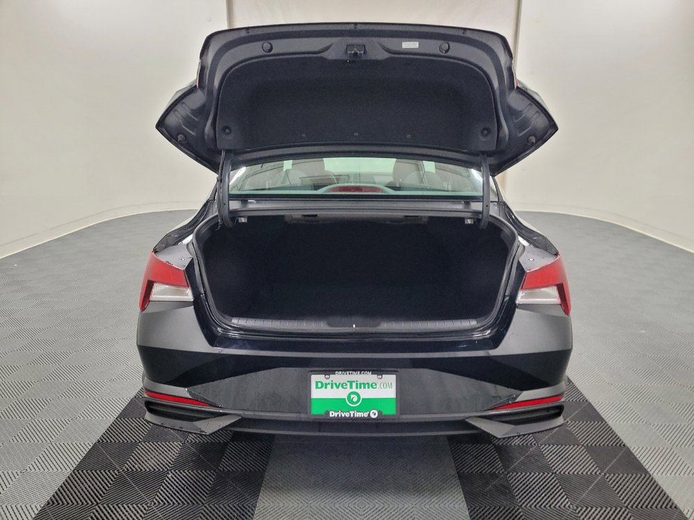 Used 2023 Hyundai Elantra SEL w/ Winter Weather Package FWD image 29