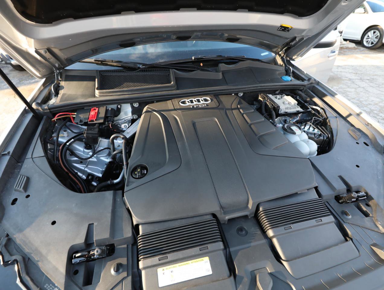 Used 2017 Audi Q7 2.0T Premium image 31