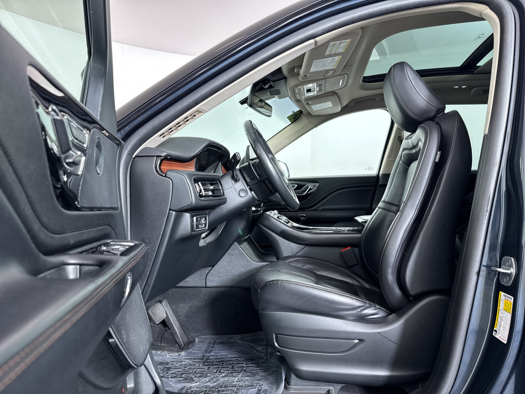 Used 2023 Lincoln Aviator Reserve w/ Elements Package Plus AWD/4WD image 5
