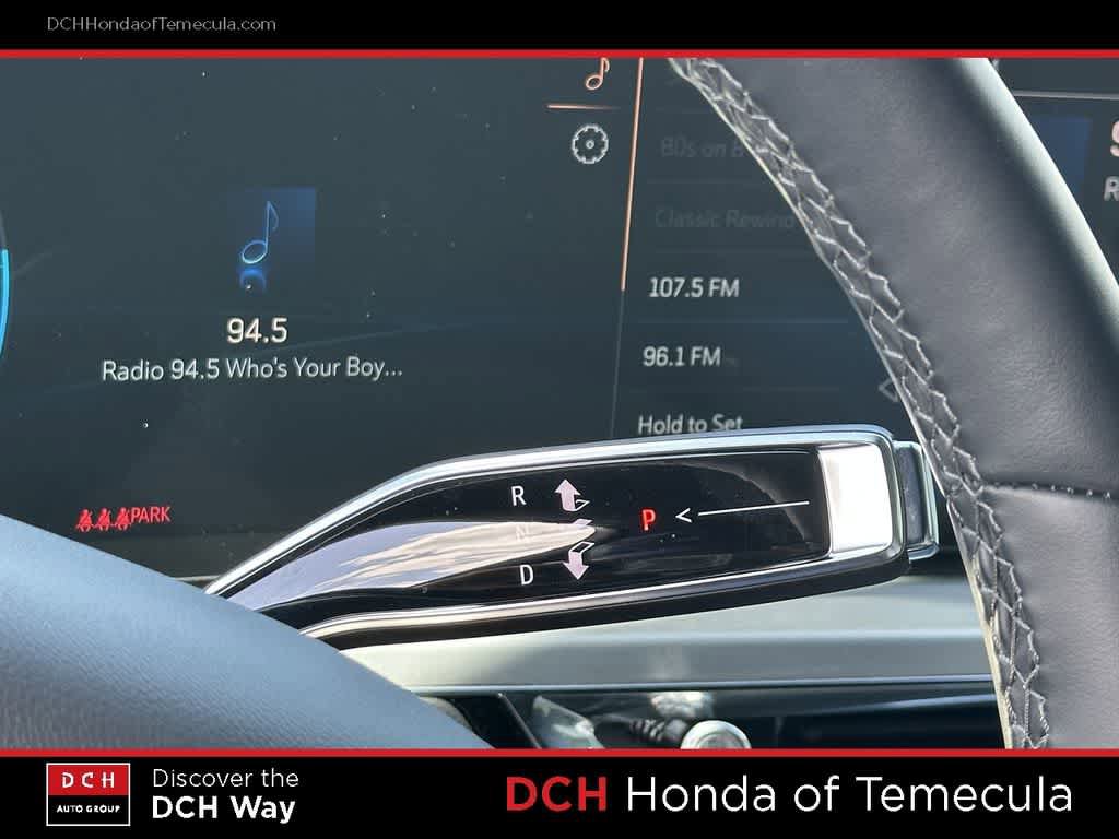 Used 2025 Cadillac Lyriq Luxury AWD/4WD image 11