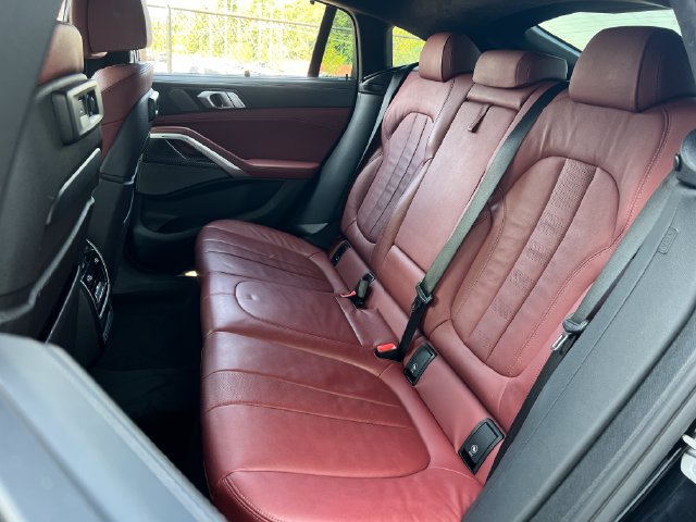 Used 2021 BMW X6 M50i w/ Executive Package AWD/4WD image 17