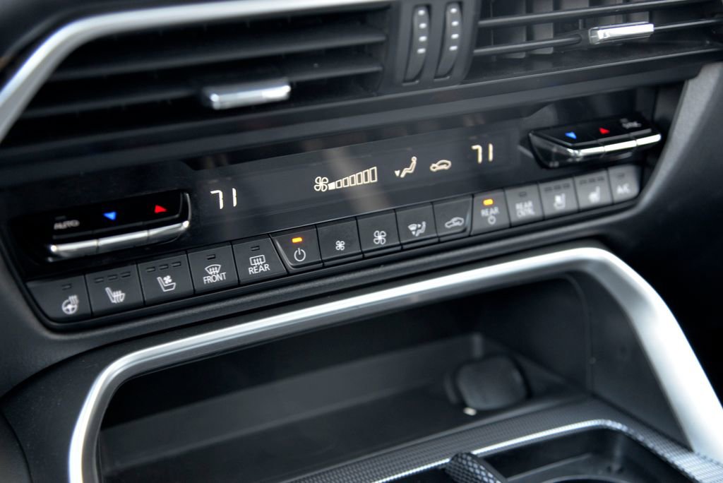 Certified 2024 MAZDA CX-90 Plug-In Hybrid w/ Premium Plus image 24