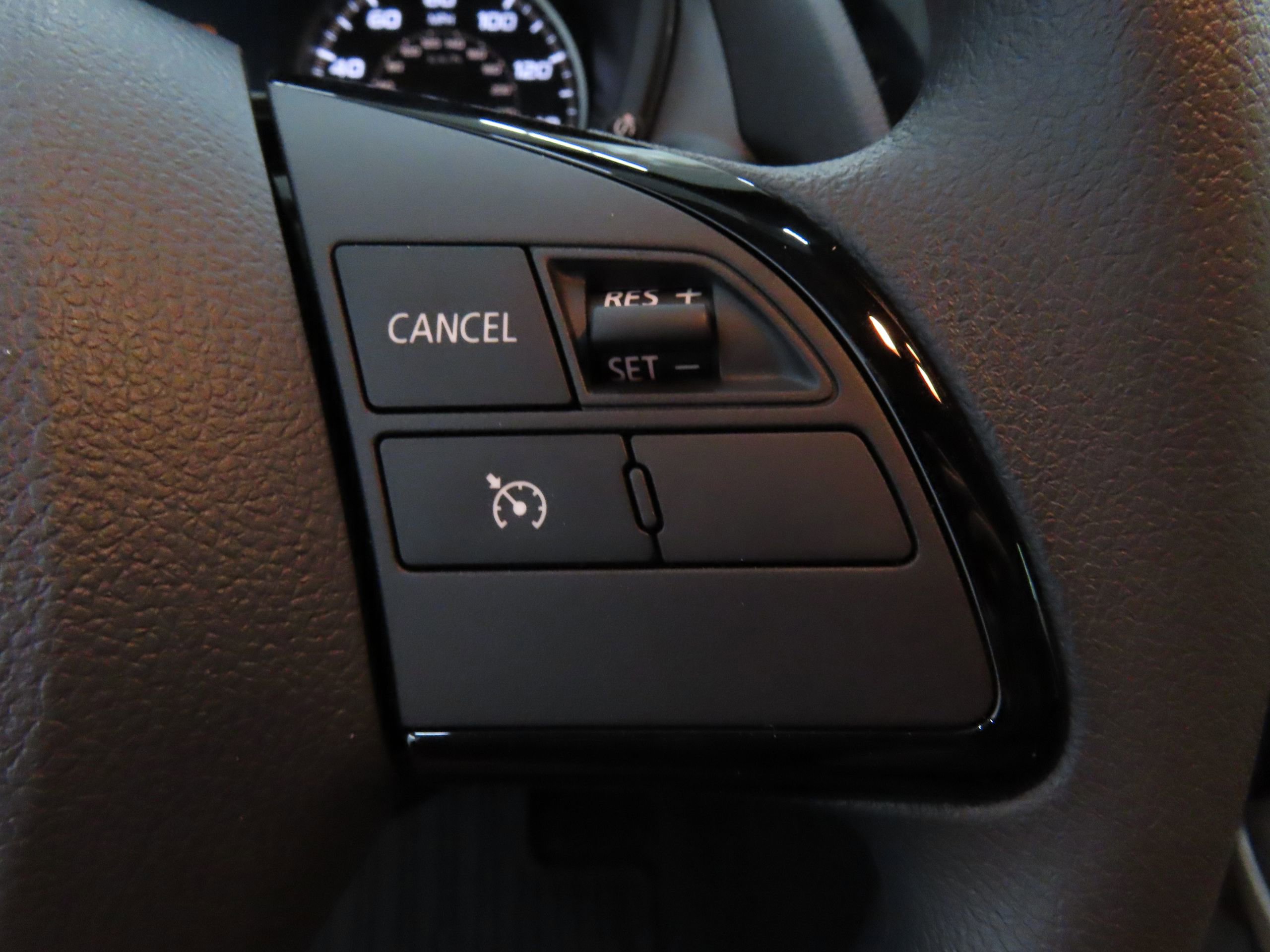 New 2025 Mitsubishi Eclipse Cross LE image 13