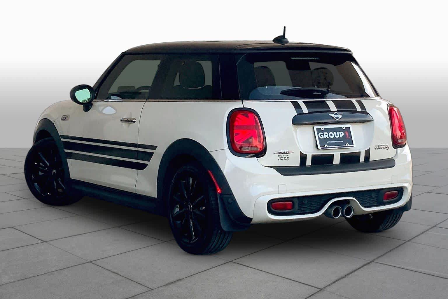 Used 2019 MINI Cooper S w/ Signature Upholstery Package FWD image 12