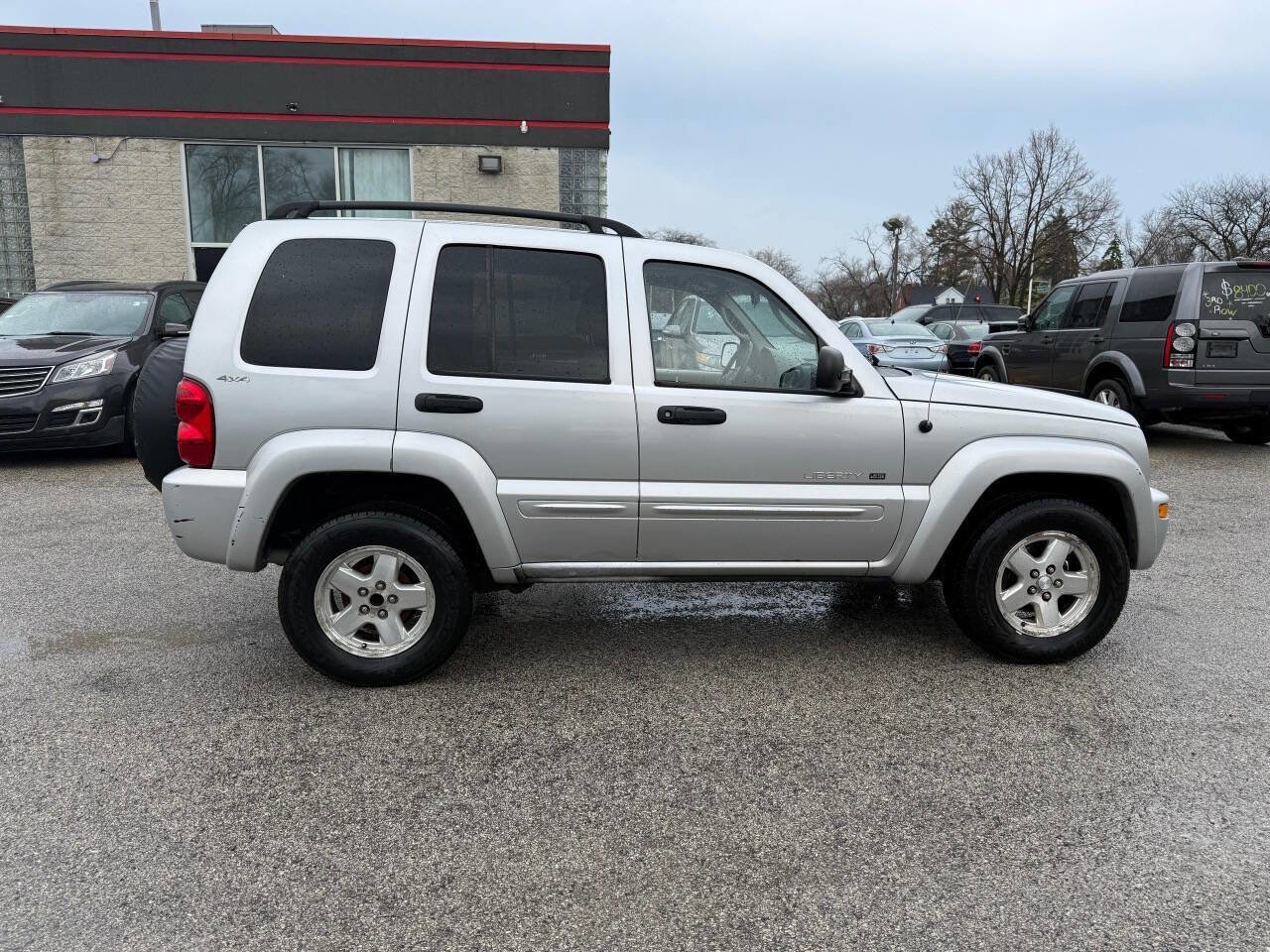 Used 2002 Jeep Liberty Limited image 8