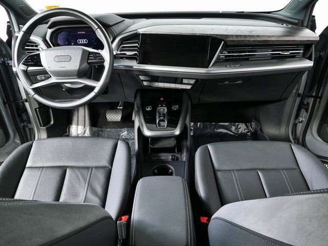 Used 2024 Audi Q4 e-tron Premium Plus AWD/4WD image 18