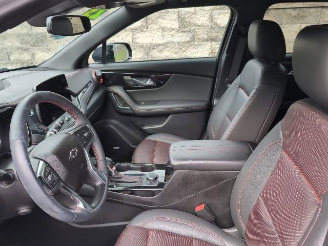 Used 2023 Chevrolet Blazer RS w/ Enhanced Convenience Package image 13