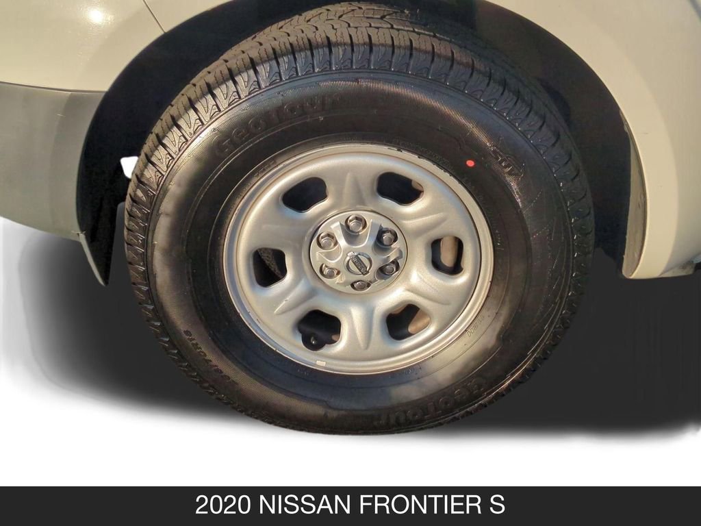 Used 2020 Nissan Frontier S RWD image 11