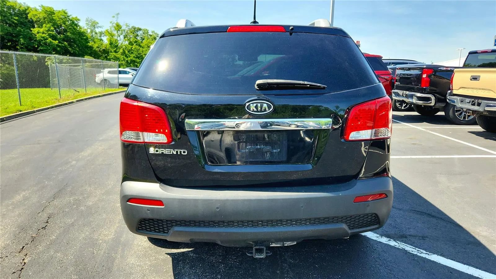Used 2012 Kia Sorento LX w/ Convenience Pkg FWD image 3
