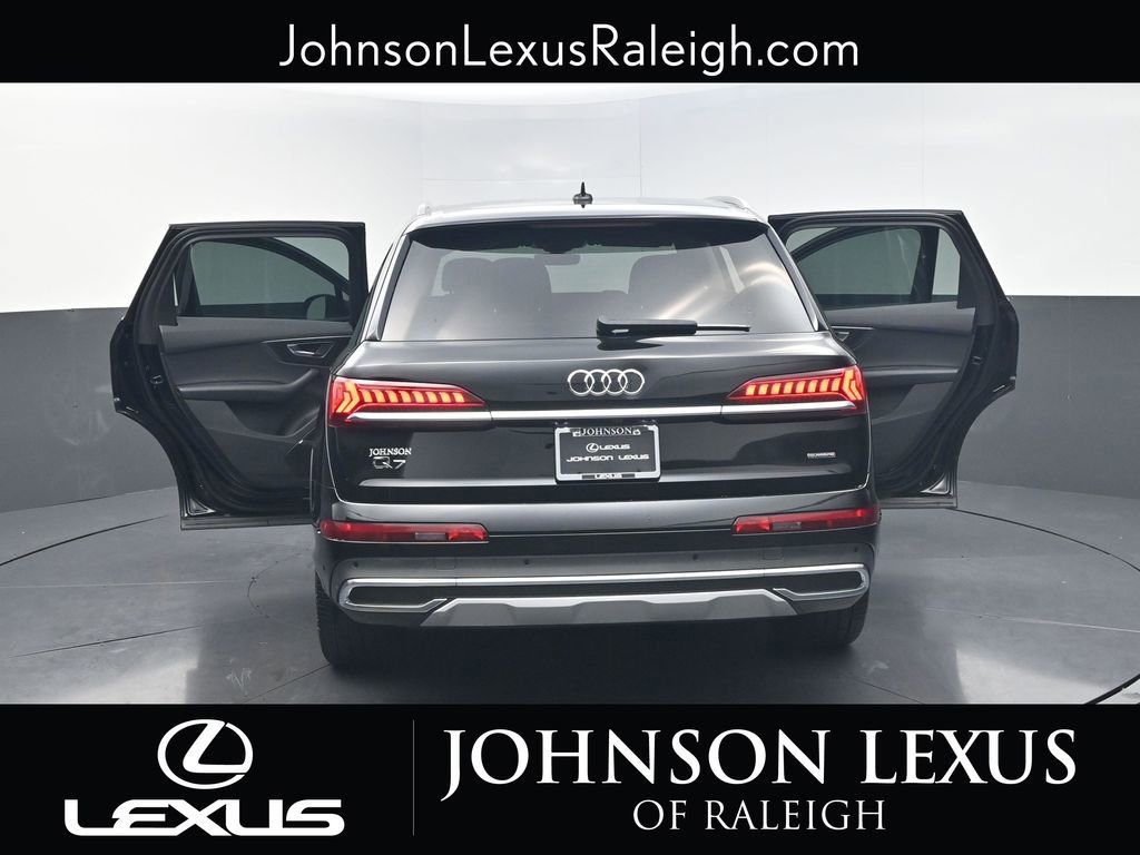 Used 2021 Audi Q7 3.0T Premium Plus image 34