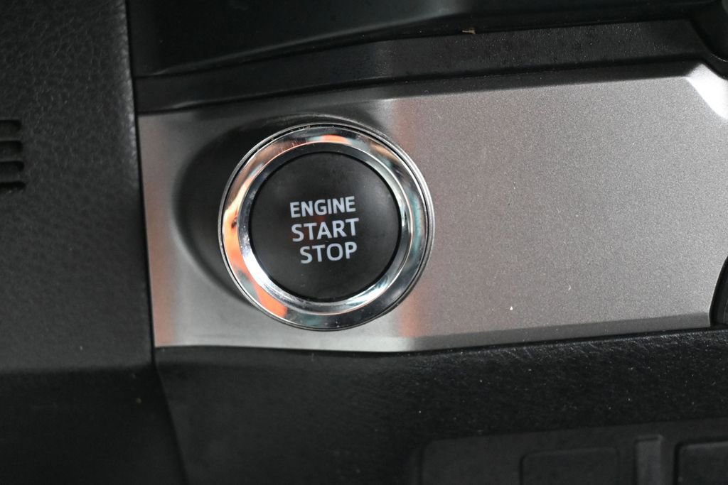 Used 2023 Toyota Tacoma SR5 RWD image 21