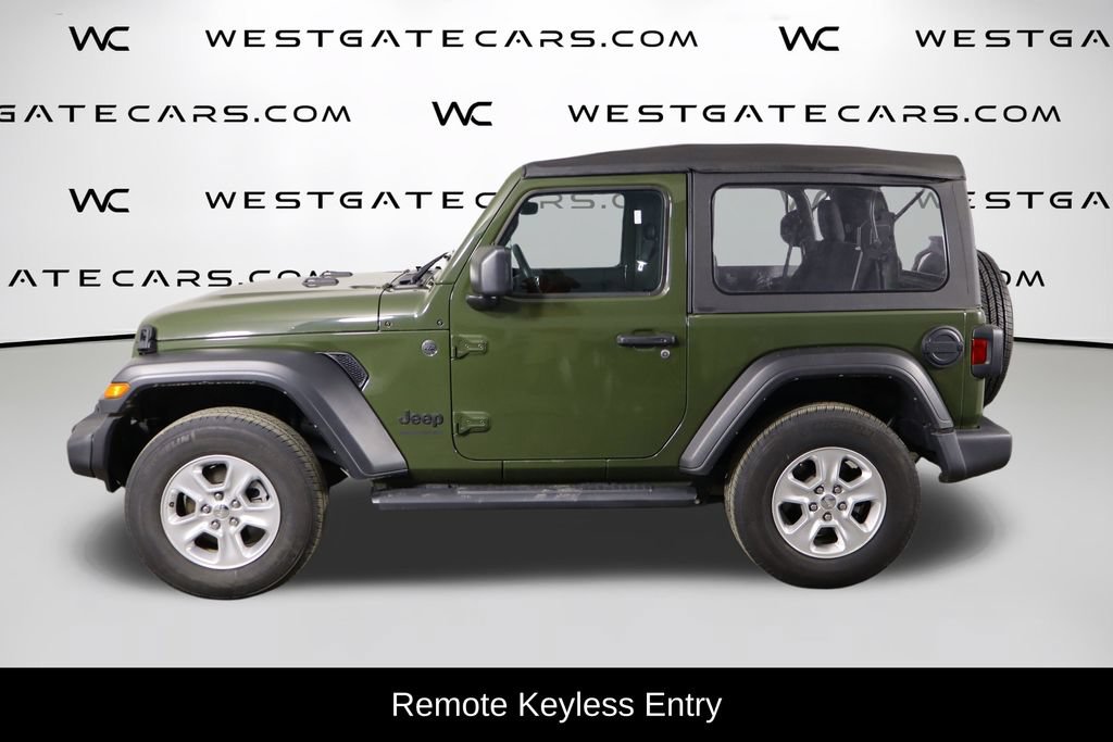 Used 2022 Jeep Wrangler Sport AWD/4WD image 5