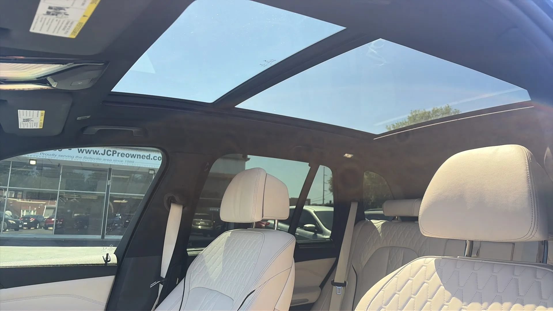 Used 2022 BMW X5 xDrive45e w/ M Sport Package AWD/4WD image 14