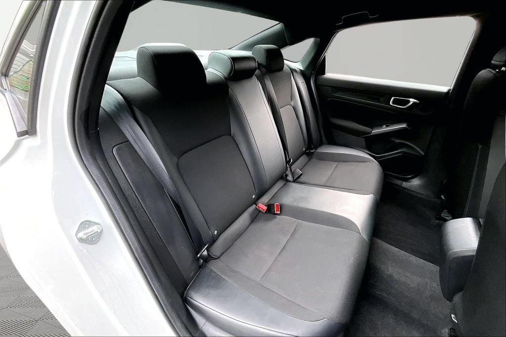 Used 2022 Honda Civic Sport image 16