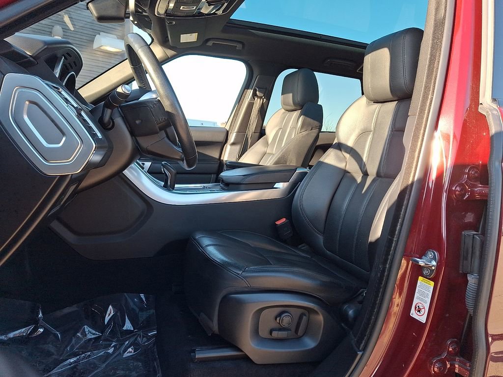 Used 2017 Land Rover Range Rover Sport SE image 5