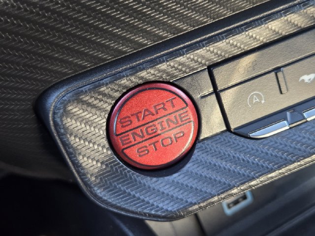 Used 2024 Ford Mustang Convertible RWD image 21