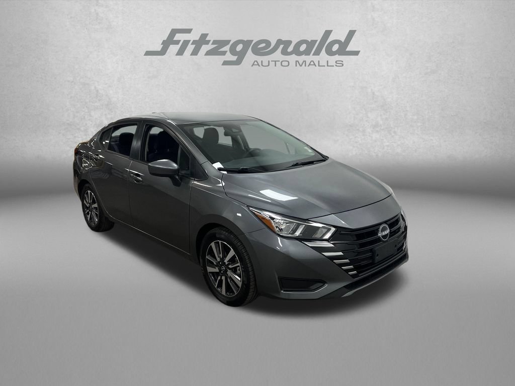 Used 2024 Nissan Versa SV FWD image 8