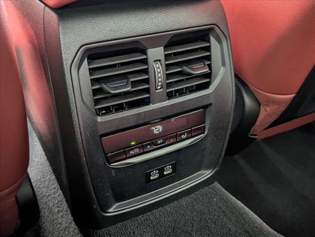 Certified 2024 BMW 330i Sedan w/ Convenience Package RWD image 18